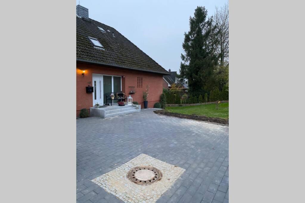 Schoene Wohnung Mit Garten Beim Outletcenter 5 Km Boostedt 외부 사진