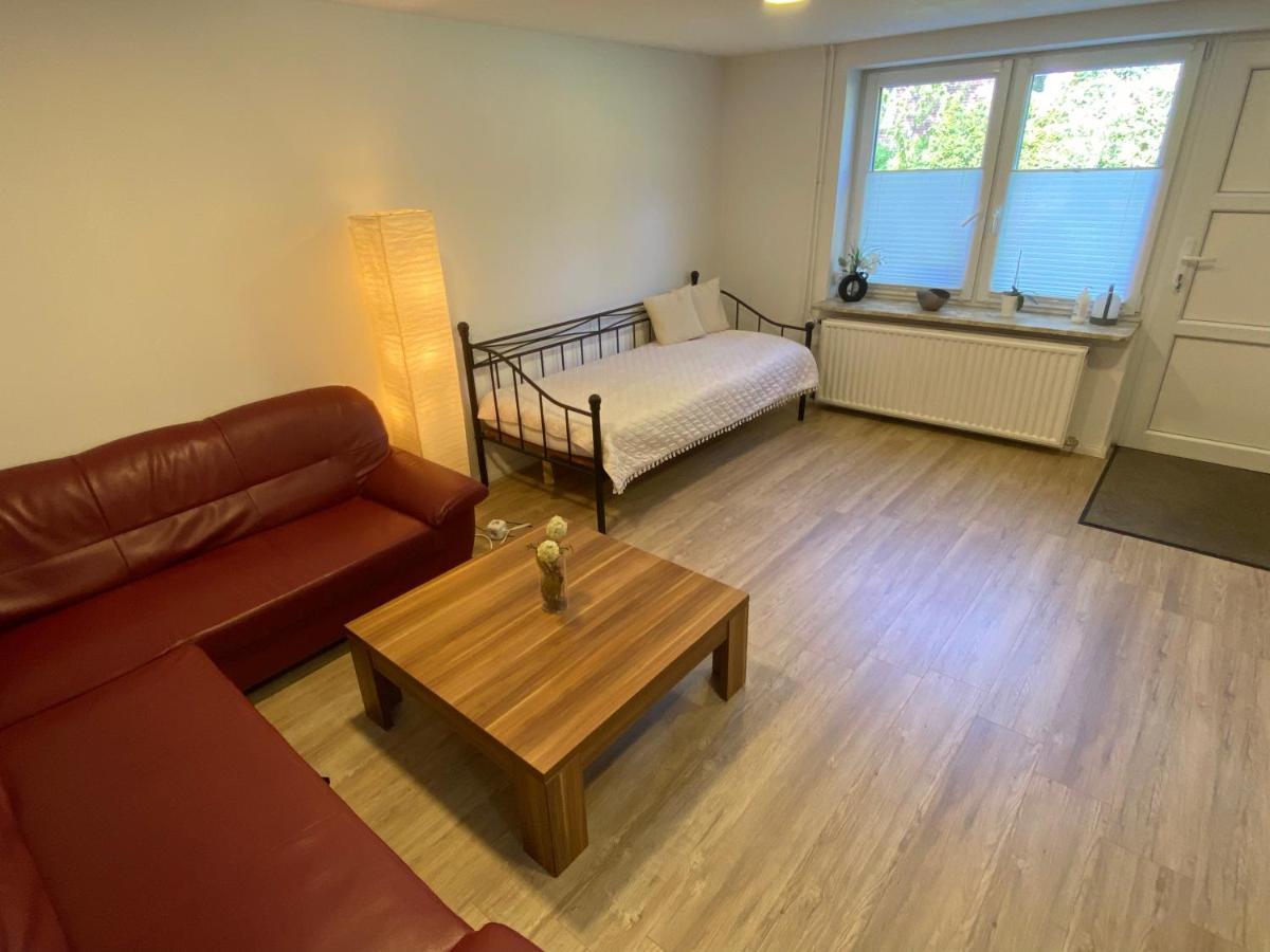 Schoene Wohnung Mit Garten Beim Outletcenter 5 Km Boostedt 외부 사진